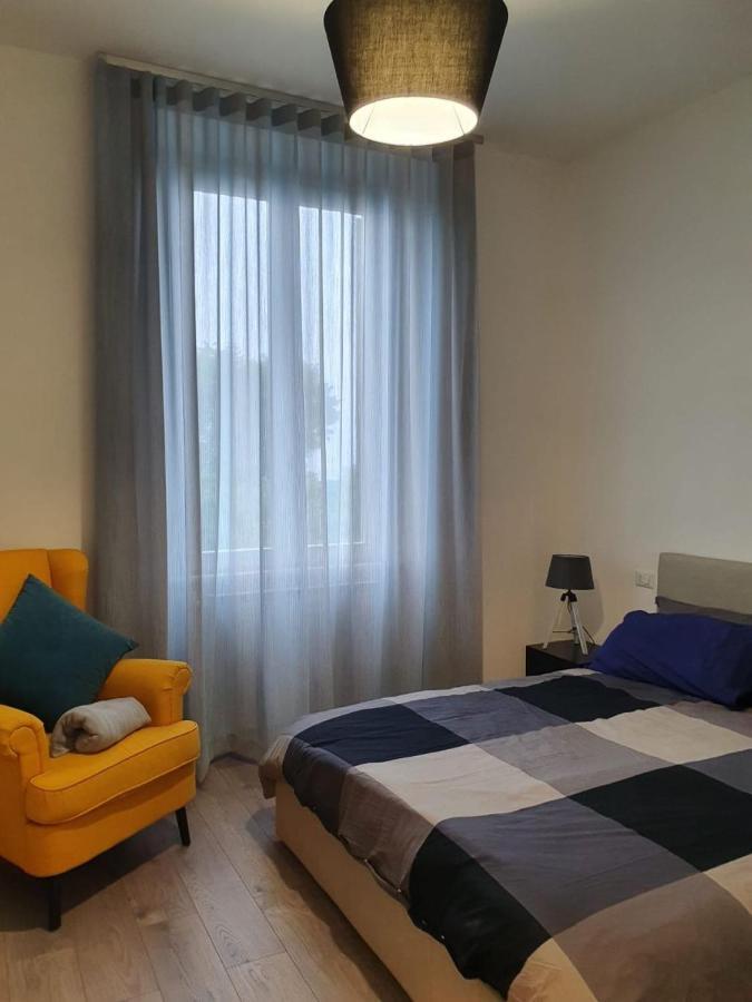 La Maison Du Mira Intra Zewnętrze zdjęcie