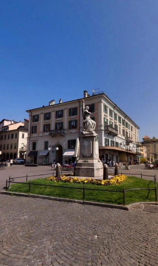 La Maison Du Mira Intra Zewnętrze zdjęcie